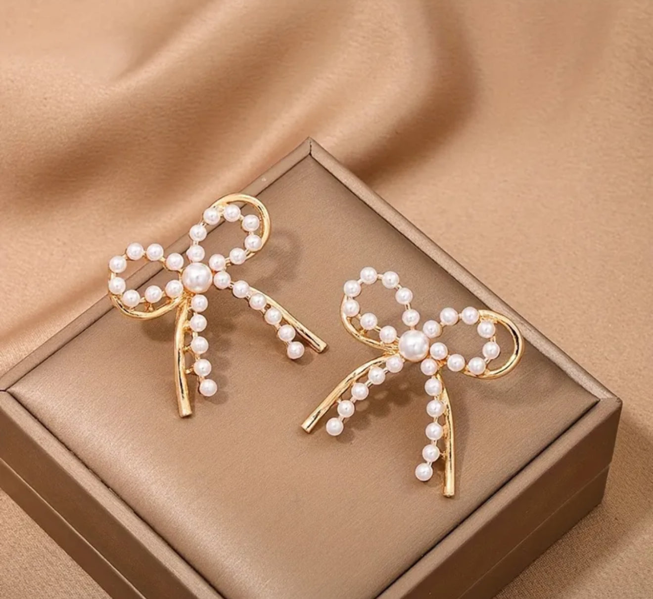 Double Layer Pearl Bow Earrings