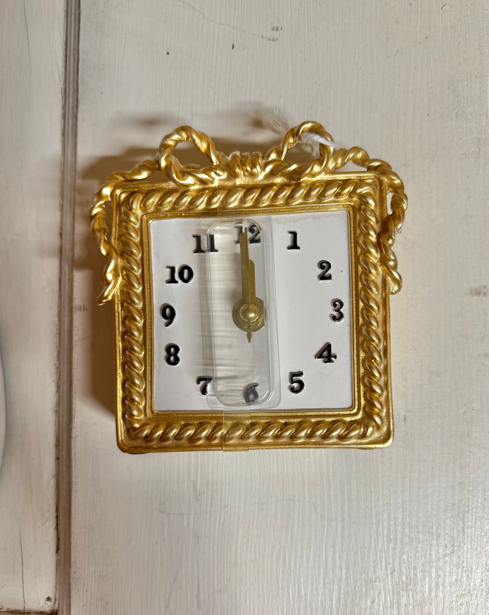 Square Gold Bow Clock