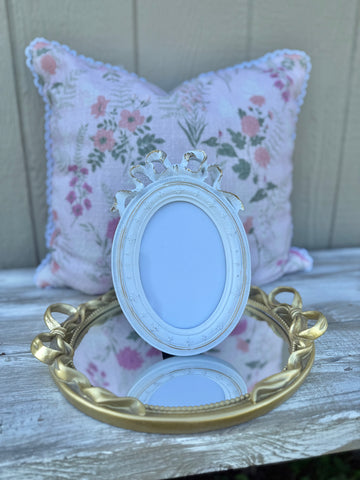 Antique White Bow Frame